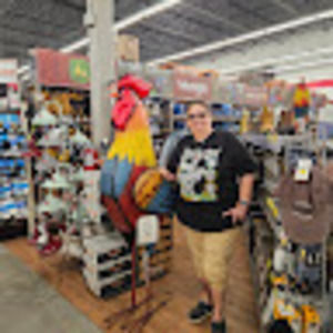 Meet your Posher, Lynn